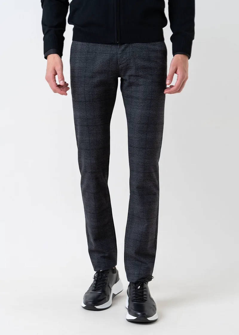 BOSS Υφασμάτινο Παντελόνι της σειράς Chino - 50501605 001 Black