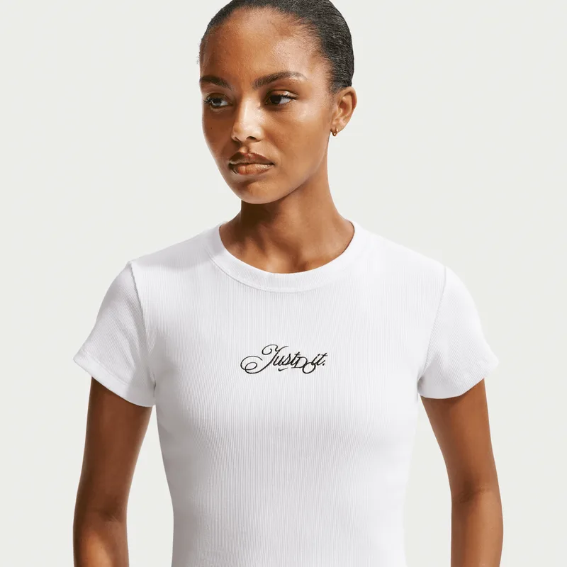 Nike Sportswear Γυναικείο T-Shirt (9000257472_14085)