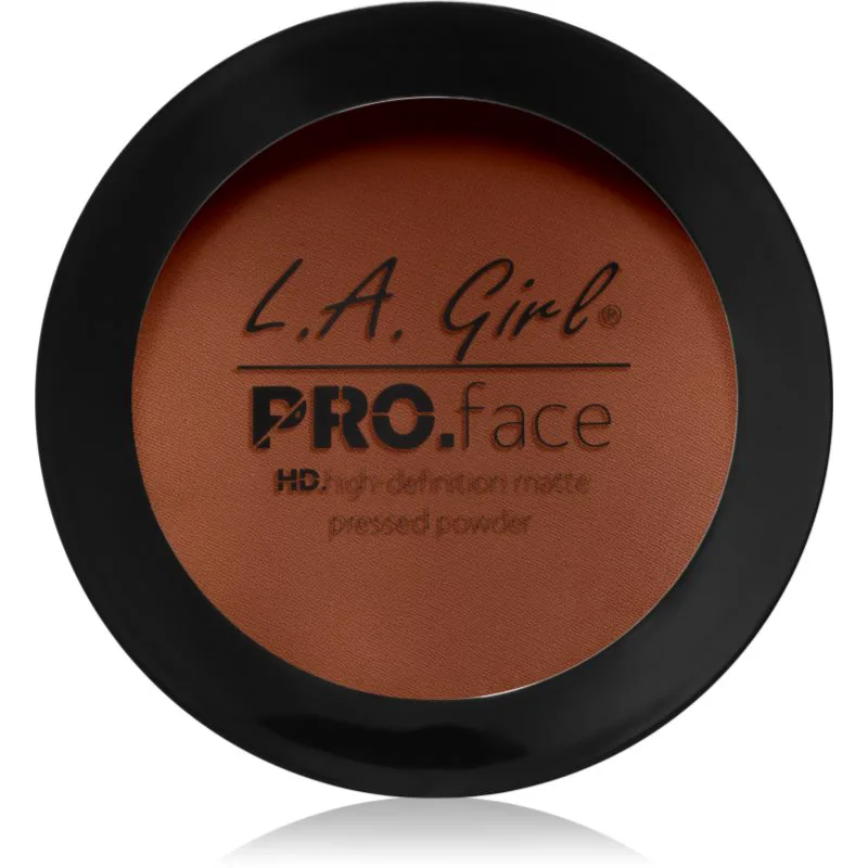 L.A. Girl Cosmetics PRO. Face HD συμπαγής πούδρα με ματ αποτελέσματα απόχρωση Chestnut 7 γρ