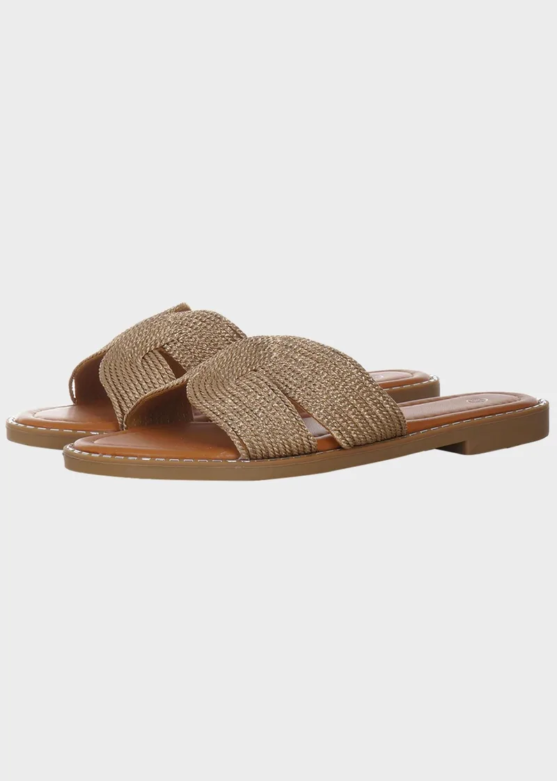 Γυναικείο Σανδάλι Flat ανάγλυφο σχέδιο. GOLD
