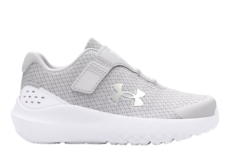 Παπούτσια Running Under Armour Low Ginf Surge 4 3027110-100 Κορίτσι