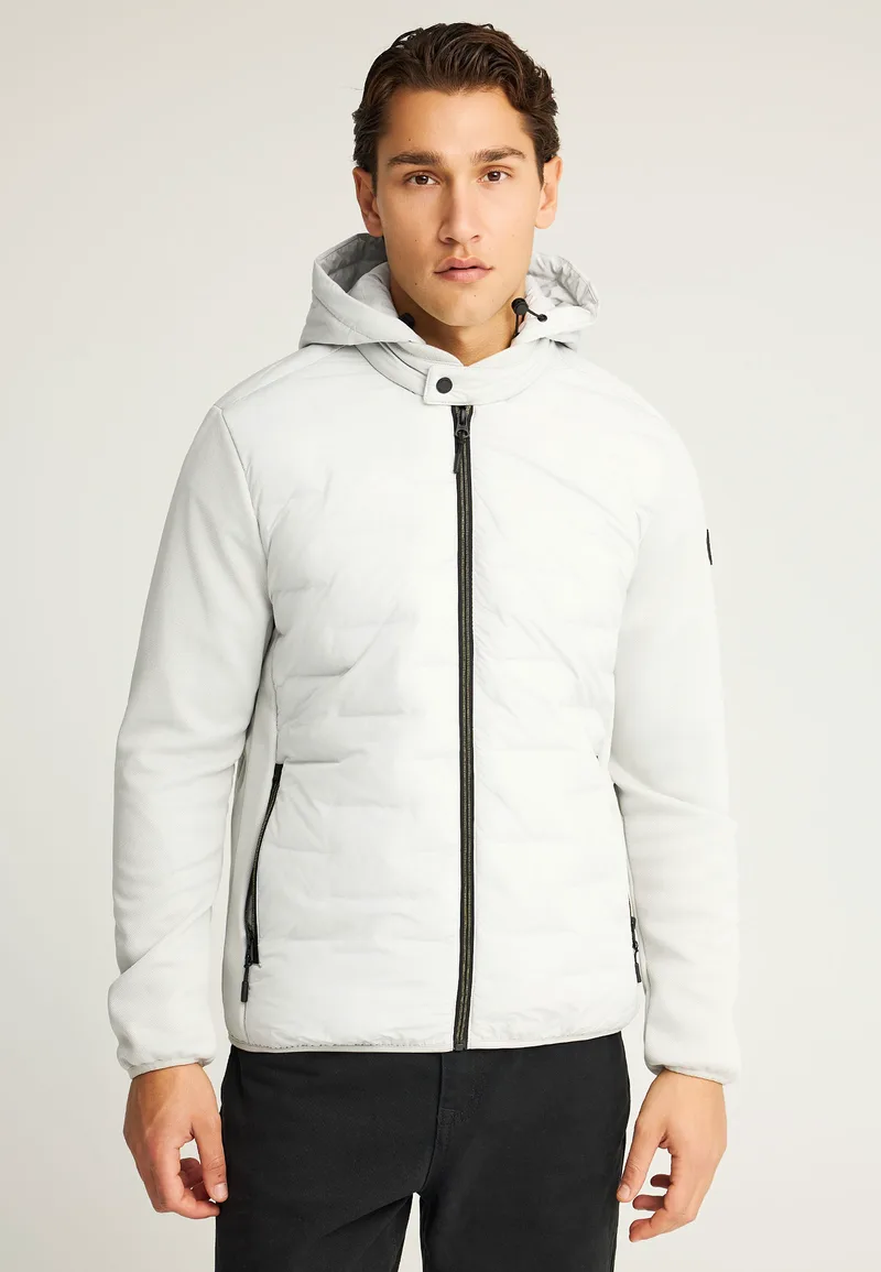Softshell μπουφάν με ελαφριά επένδυση και κουκούλα