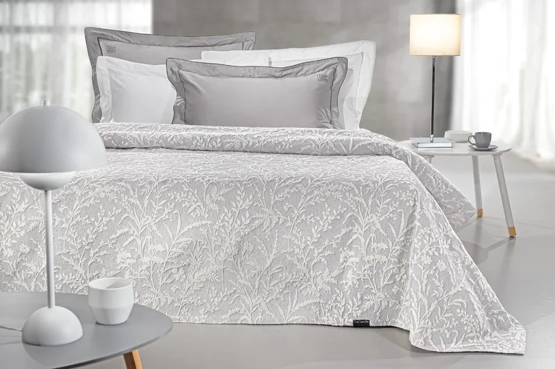 Κουβέρτα Βαμβακερή King 260x250εκ. 2 Όψεων Bouquet Smoke Guy Laroche (Ύφασμα: Βαμβάκι 100%, Μέγεθος: King Size, Χρώμα: Smoke) - Guy Laroche - 5206480703256