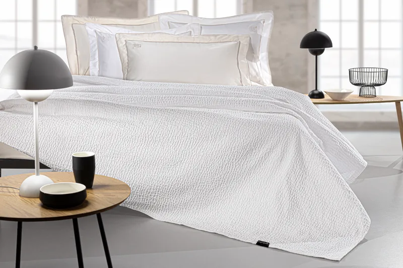 Κουβέρτα Βαμβακερή King 260x250εκ. Luna White Guy Laroche (Ύφασμα: Βαμβάκι 100%, Χρώμα: Λευκό, Μέγεθος: King Size) - Guy Laroche - 5206480703317