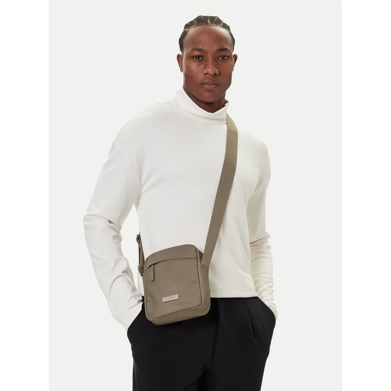 Τσαντάκι Calvin Klein Sleek Reporter LV04D3180G Μπεζ