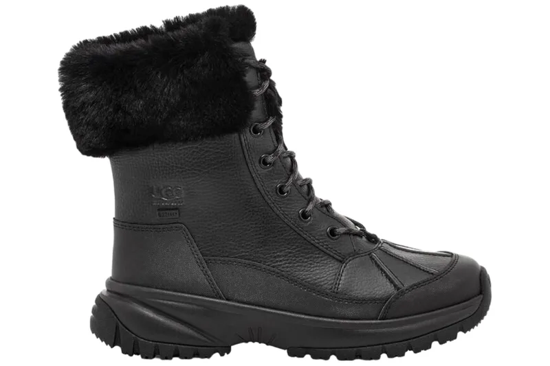 Μποτάκια Ugg Yose Fluff 1112328-BLK Γυναικείο