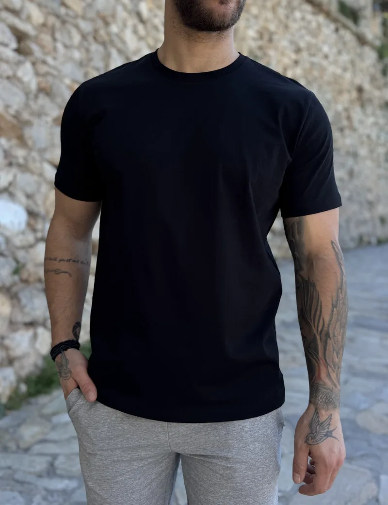 Ανδρική μαύρη κοντομάνικη μπλούζα R260332