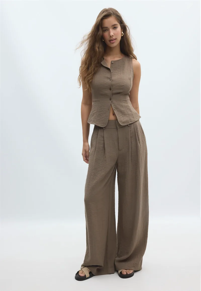 Stradivarius Ρυθμιζόμενο Παντελόνι Wide 0-456 32
