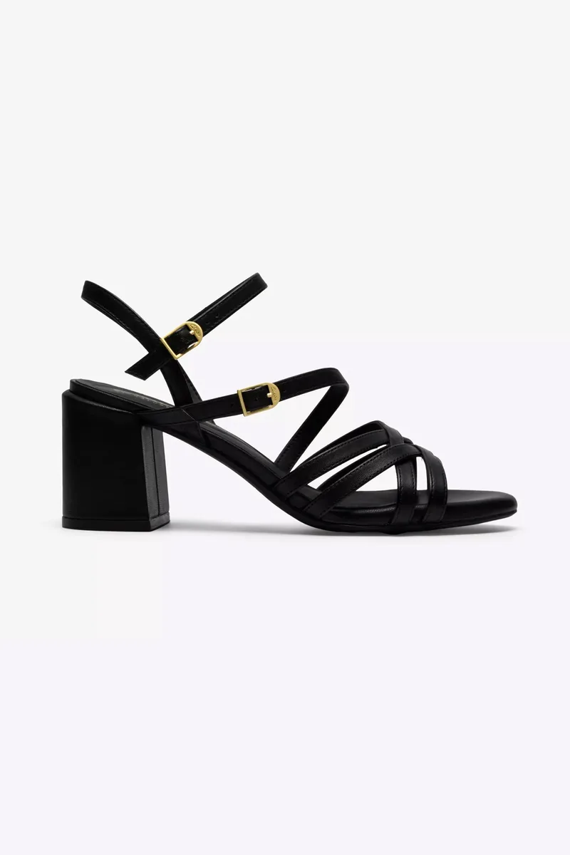 Clarks γυναικεία δερμάτινα πέδιλα με χοντρό τακούνι "Ezoria Strap" - 26185893 Μαύρο
