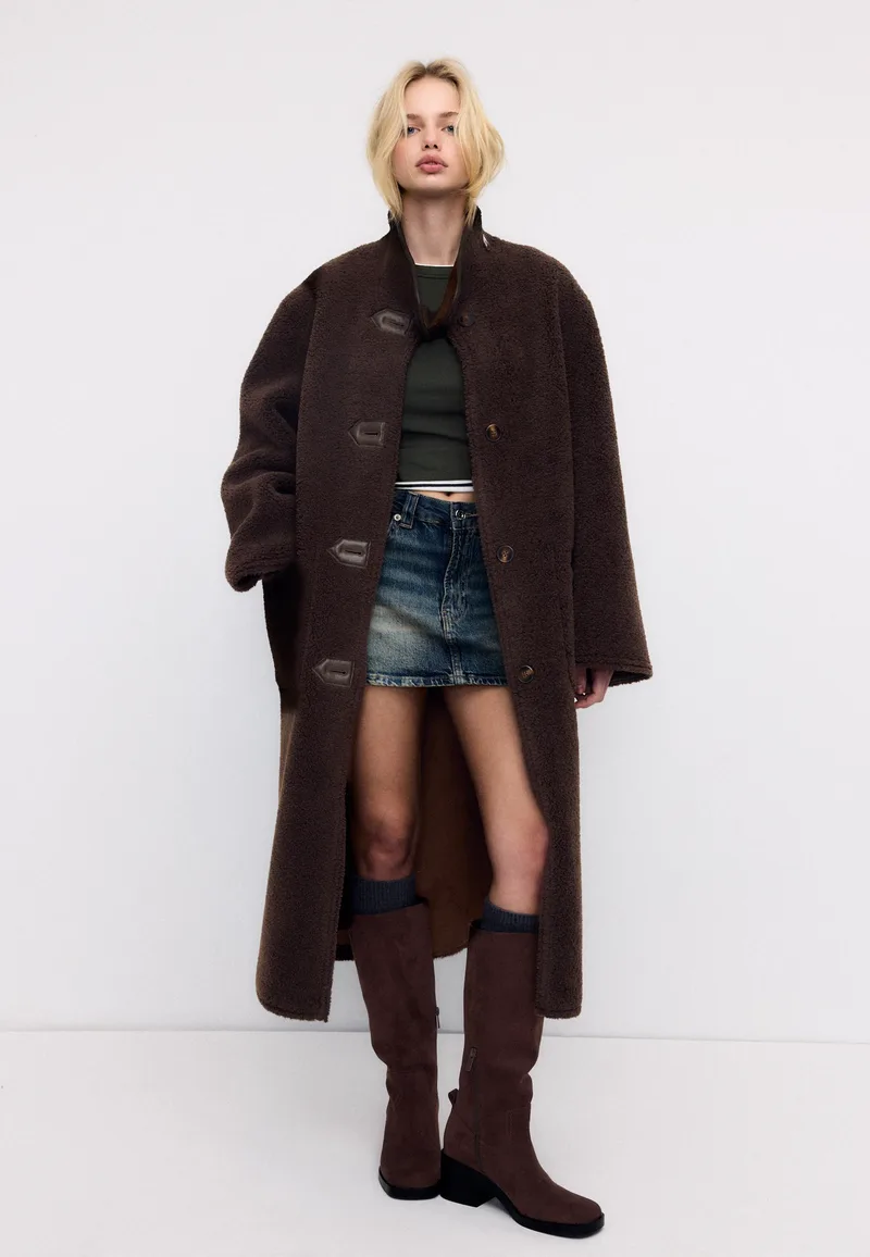 Stradivarius Μακρύ Παλτό Ντουμπλ Φας Αναστρέψιμο Καφέ Xs