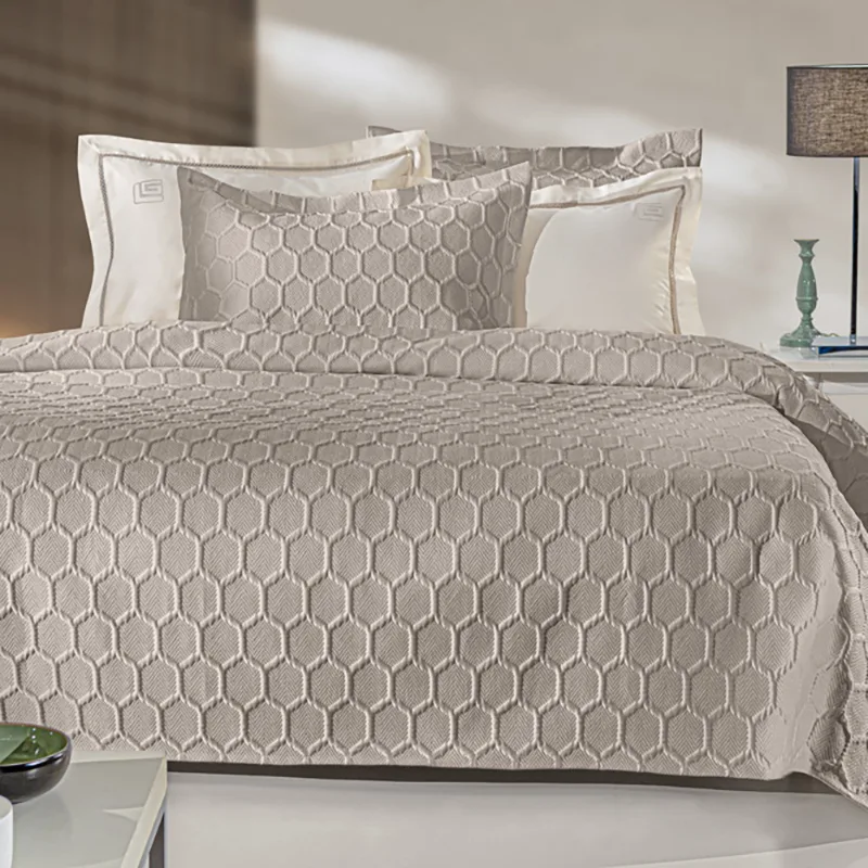 Κουβερλί King Size 250X240 Guy Laroche Hive Taupe (250x240)