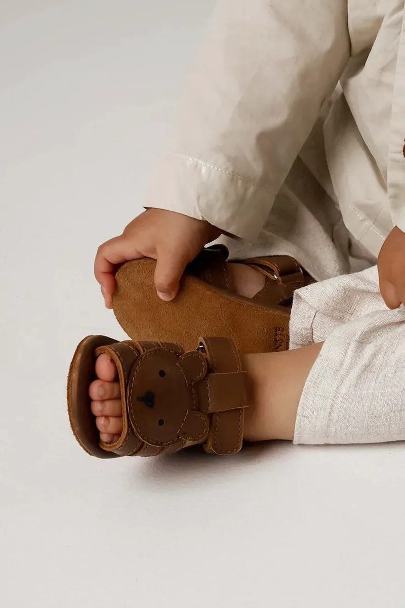 Βρεφικά δερμάτινα σανδάλια Donsje Diedan Sandals Bear