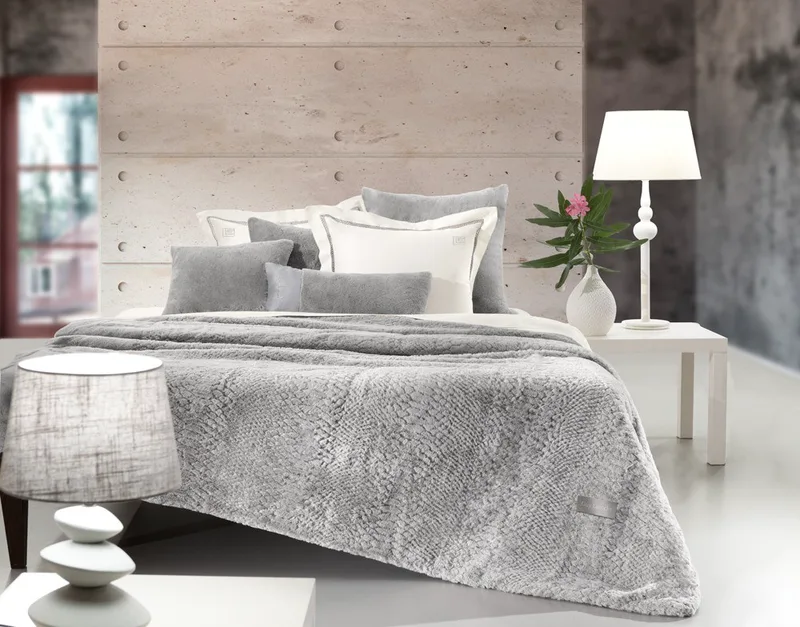 Κουβέρτα Γούνινη Υπέρδιπλη Guy Laroche Crusty Silver 220x240