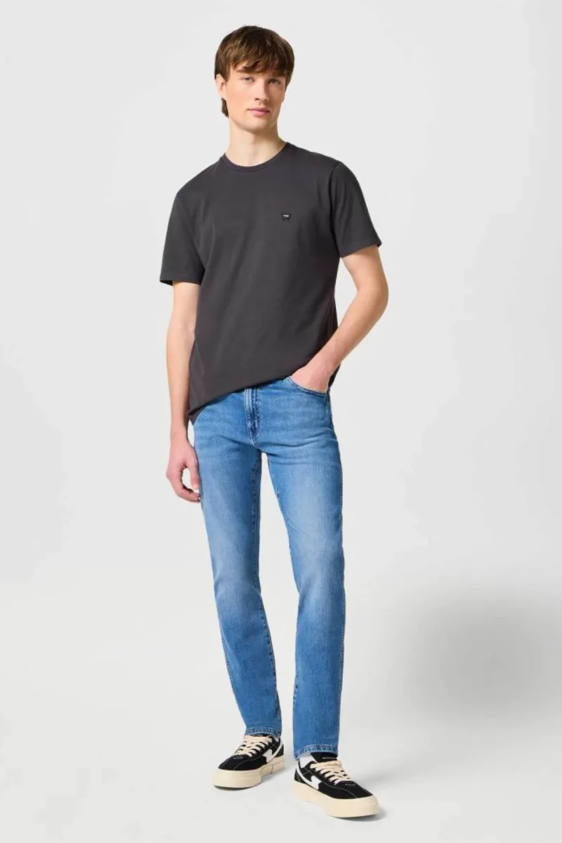 Wrangler® ανδρικό τζιν παντελόνι πεντάτσεπο Slim Tapered Fit "Larston" - 112322663 Denim Blue