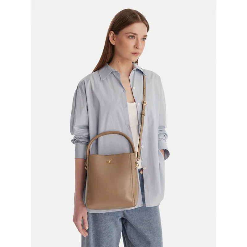 Τσάντα Calvin Klein Ck Bucket With Strap LV04F3174G Μπεζ