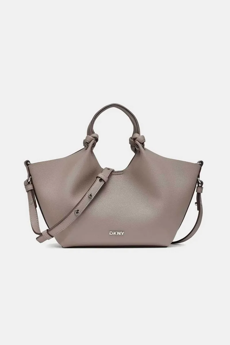 DKNY γυναικεία τσάντα χειρός με μεταλικό λογότυπο "Paula" - R53BAM60 Ταμπά