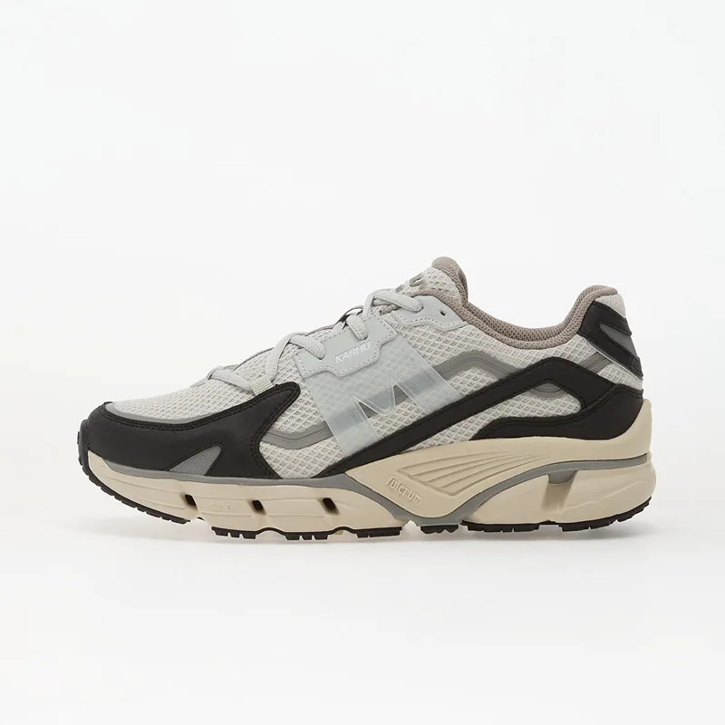 Sneakers Karhu Super Fulcrum Jet Black/ Dawn Blue EUR 45