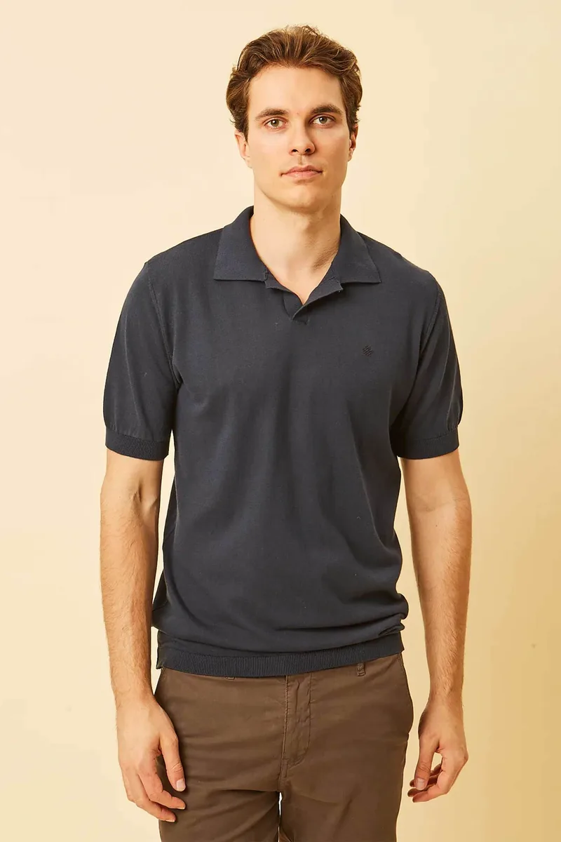 DORS ανδρική πλεκτή μπλούζα πόλο με V open-collar και κεντημένο λογότυπο Regular Fit - 1240003.C03 Μπλε Σκούρο