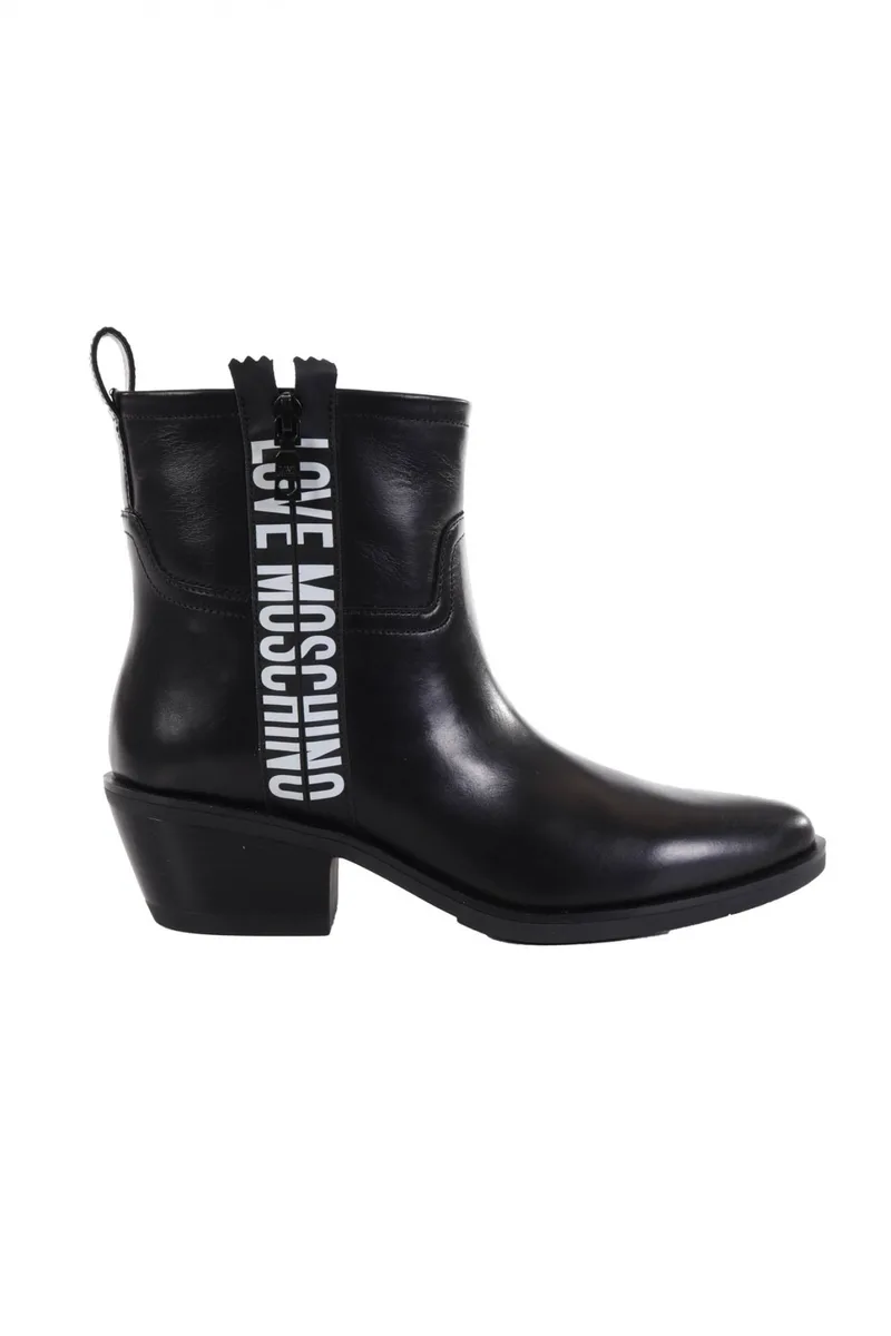 LOVE MOSCHINO ΠΑΠΟΥΤΣΙΑ ΜΠΟΤΑΚΙΑ SCA.NOD.TEXAN050 NAPPA ΜΑΥΡΟ