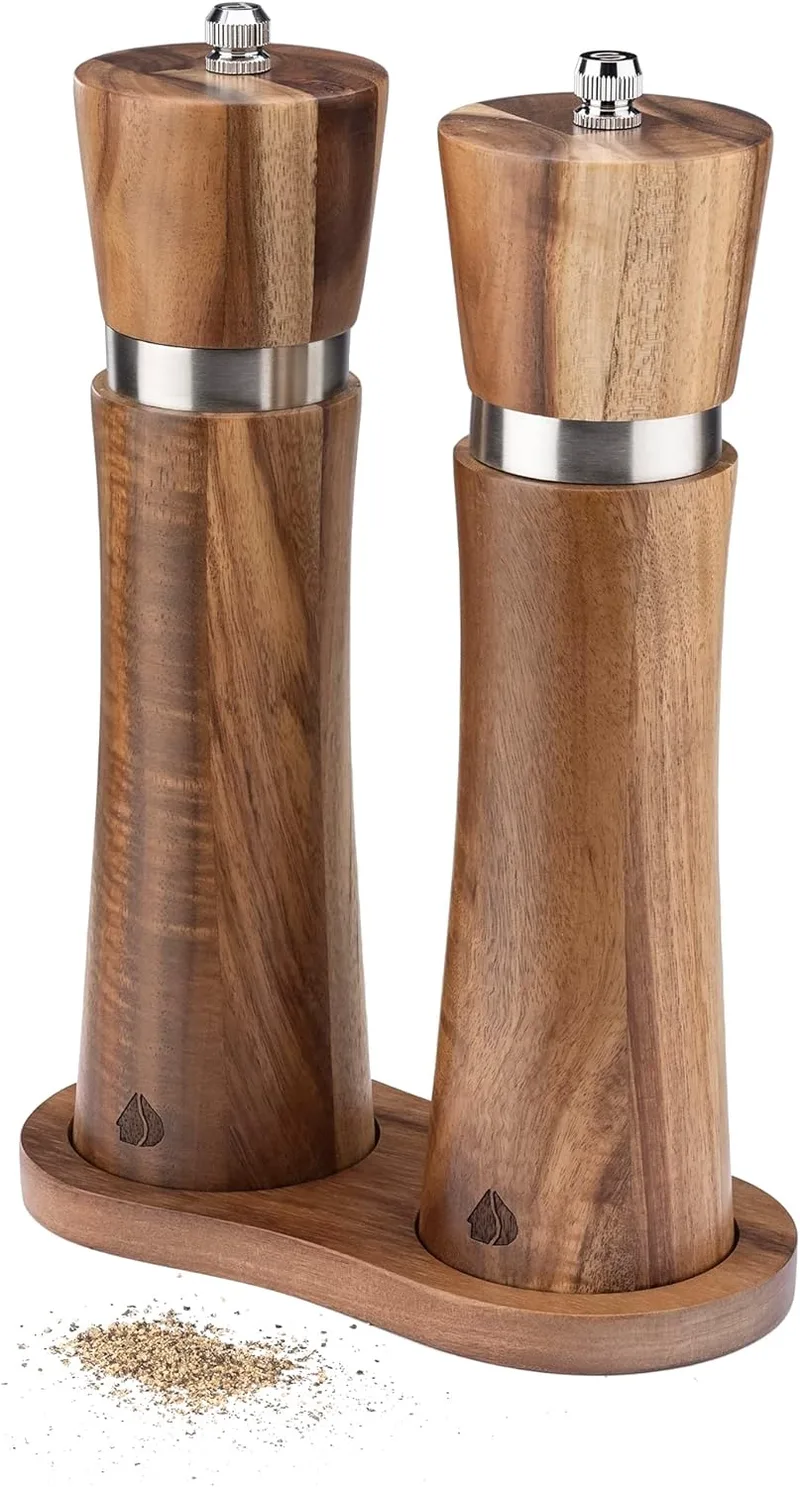 Navaris Salt and Pepper Grinder Set with Wooden Tray - Σετ Χειροκίνητοι Μύλοι Μπαχαρικών / Δοχεία για Αλάτι και Πιπέρι με Βάση από Ξύλο Ακακίας - 21.3 cm - Brown / Acacia Wood (60581.01)