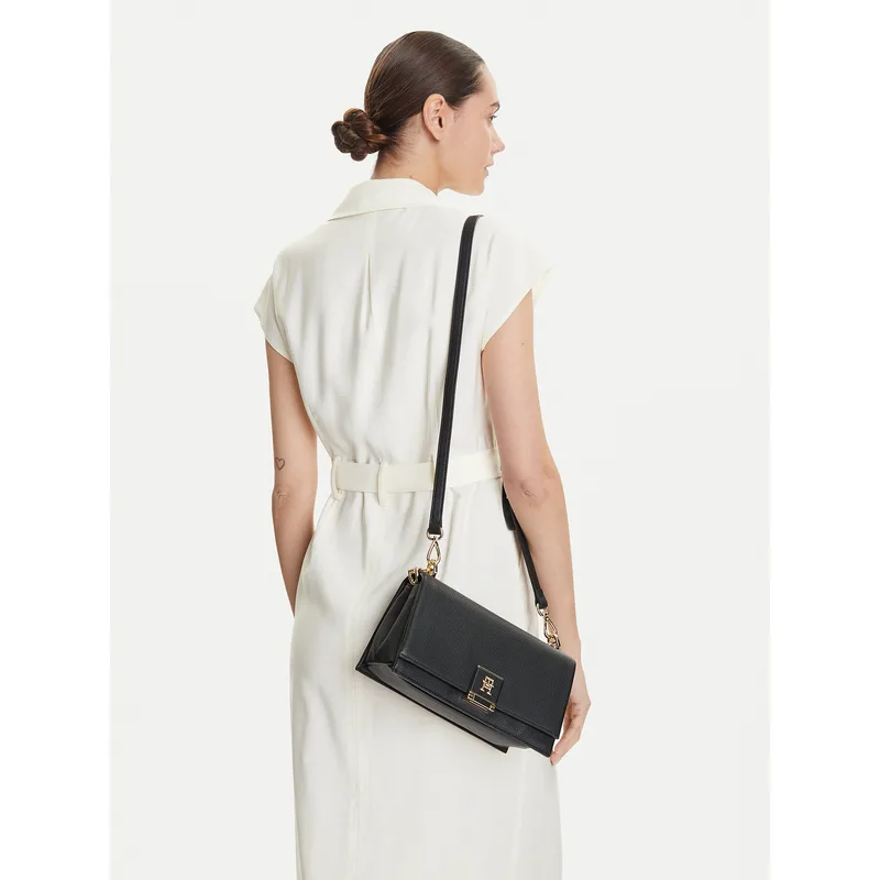 Τσάντα Tommy Hilfiger Th Her Med Crossover AW0AW17216 Μαύρο
