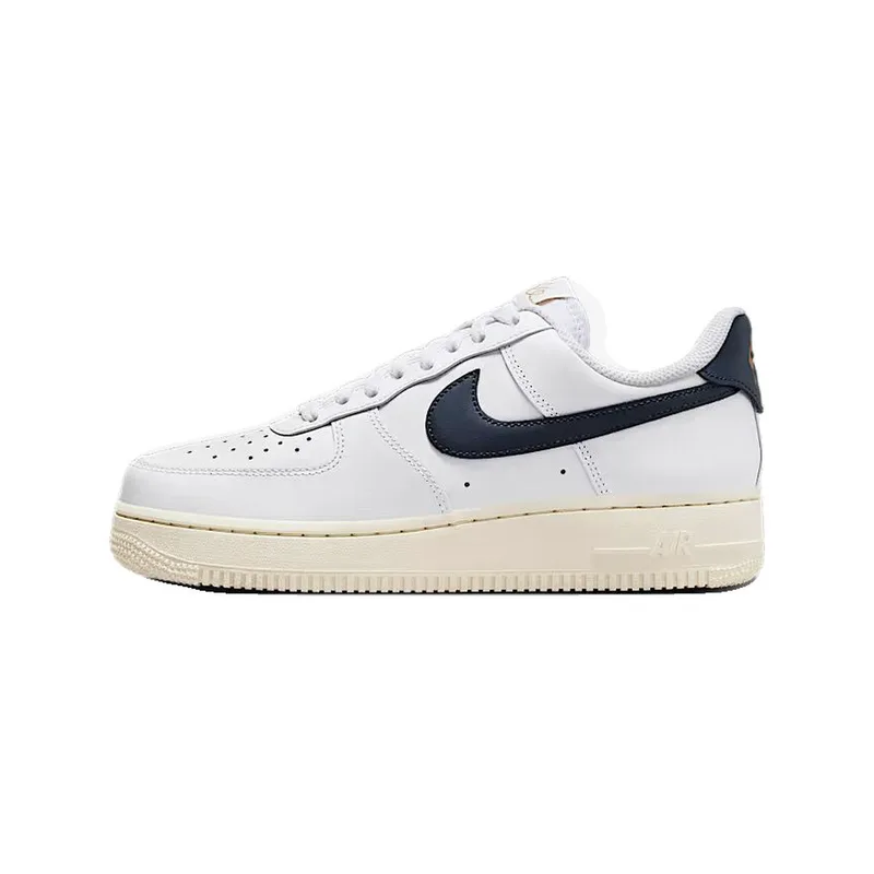 Sneakers Nike Baskets Air Force 1 '07 Flyease cuir