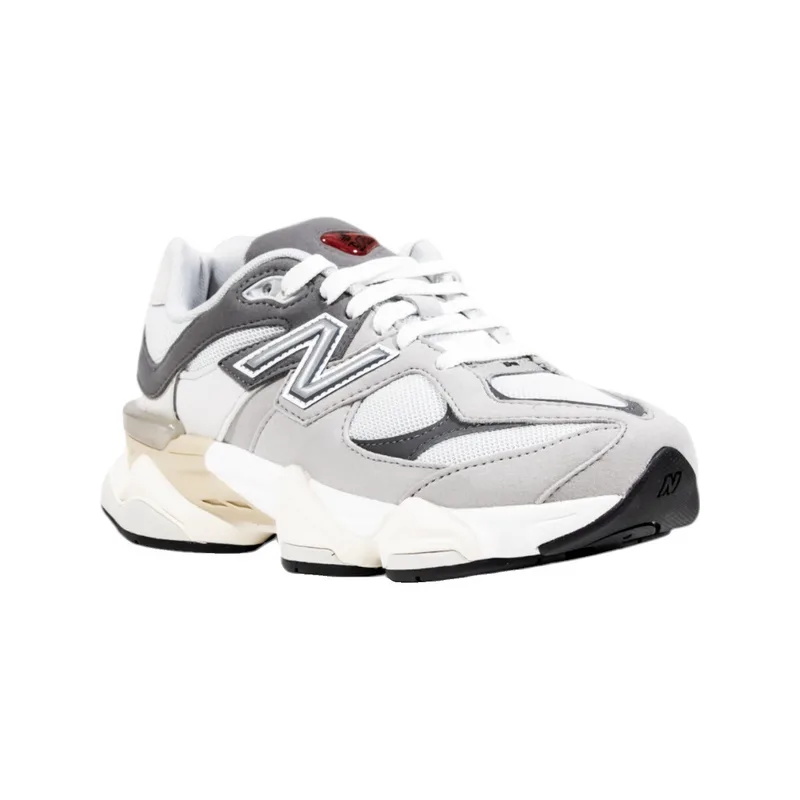 Sneakers New Balance Baskets 9060 gris / blanc