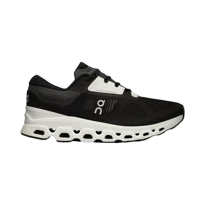 Sneakers On Running Cloudstratus 3