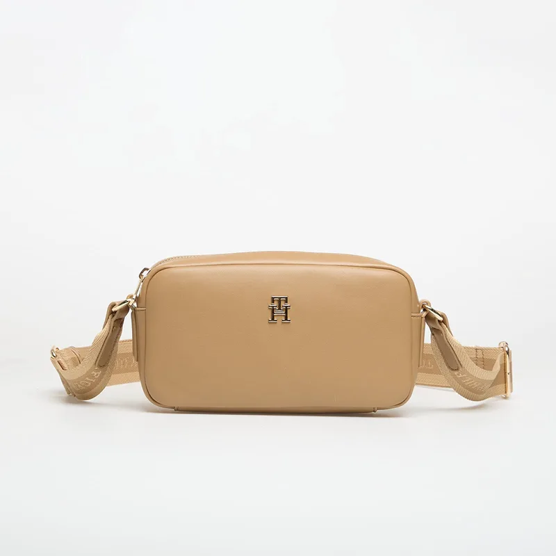 Tommy Hilfiger Essential Camera Bag Safari Canvas Universal